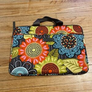 Vera Bradley Floral Clutch 15x10x1